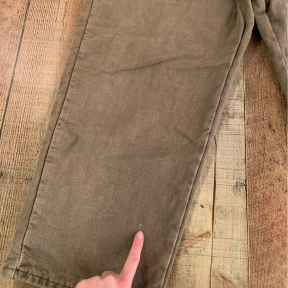 L. L. Bean mens khaki green straight leg denim jeans with plaid lining - Picture 2 of 10